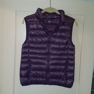 Uniqlo Ultra Light Down Puffer Vest Purple XS